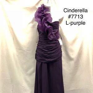 Brand new evening/prom dress w/tags